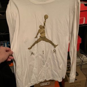 Jordan long sleeve tee white and gold